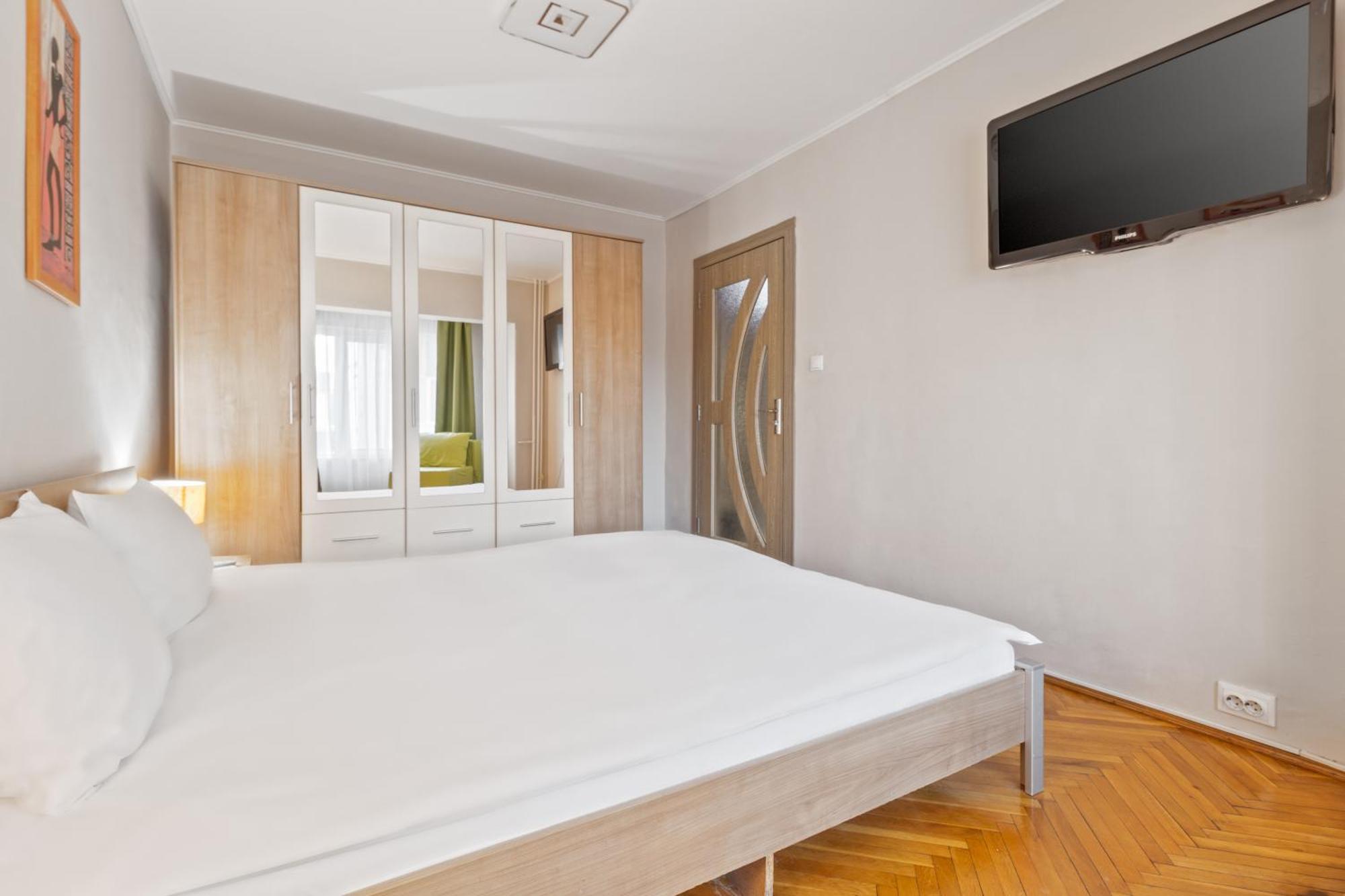Apartament Helena Oradea Exterior foto